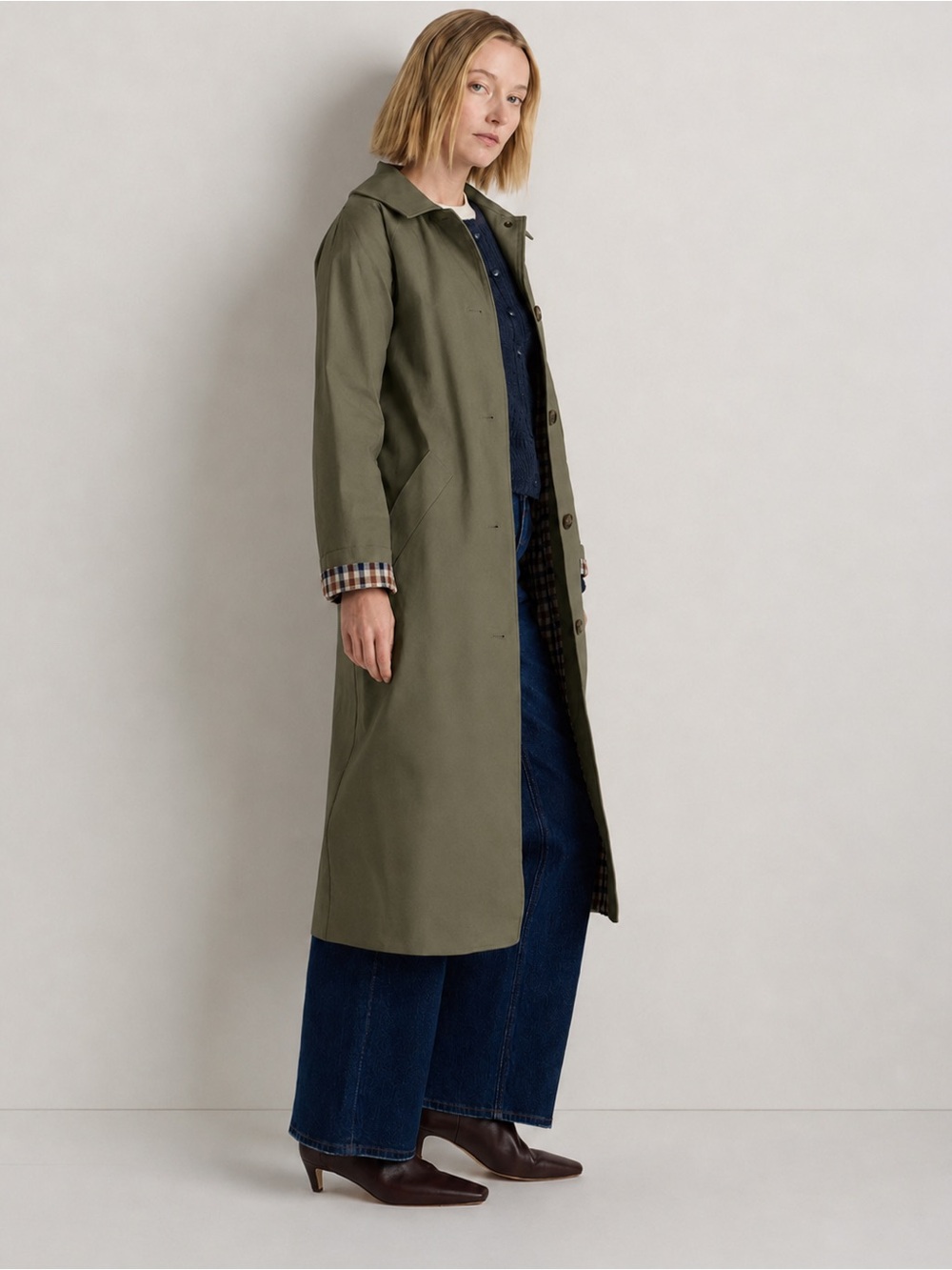 Quince Comfort Stretch Mac Coat